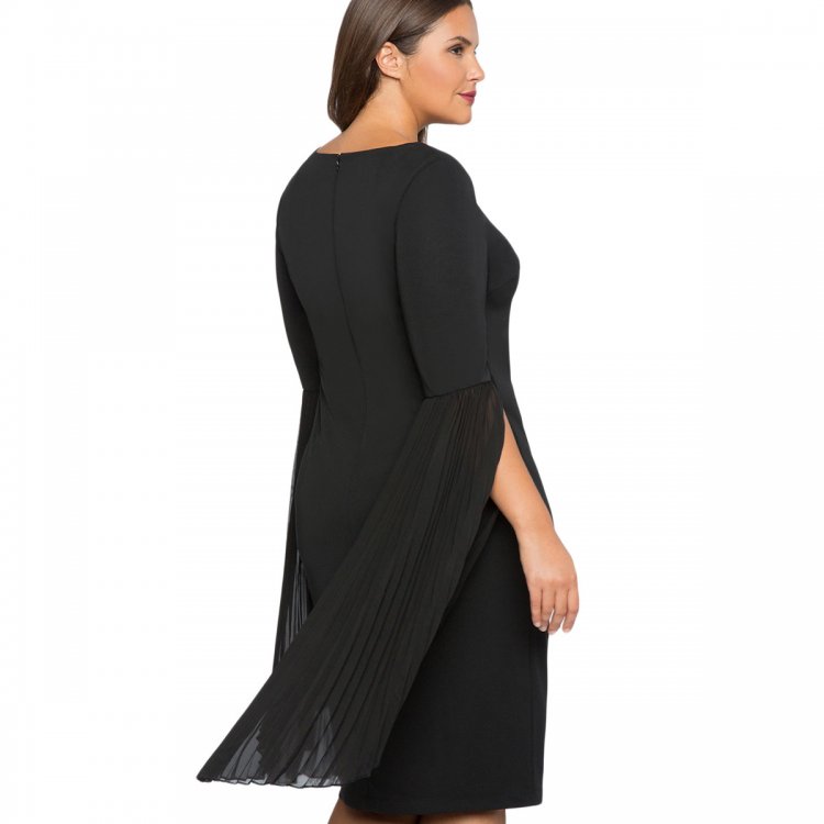 Black Pleated Flare Sleeve Plus Size Dress