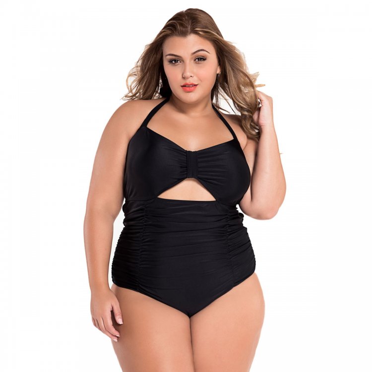Black Sweetheart Neck Ruched Plus Size One-piece Swimwear